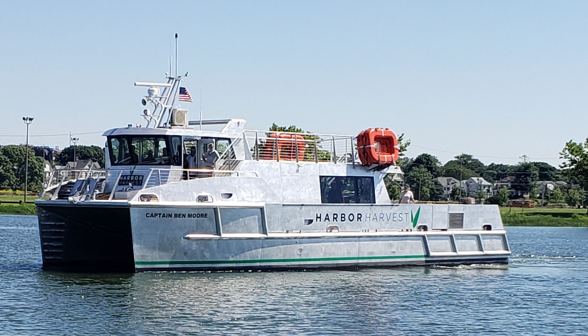 In sightseeing boats, commuter vessels, ferries, tugboats, and more, our Electric Marine, Electric Hybrid Marine, and Hydrogen Fuel Cell Marine propulsion systems help save fuel, costs, and the environment.